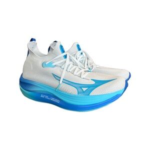 Mizuno Neo Vista White and Blue Running Shoes Size 12